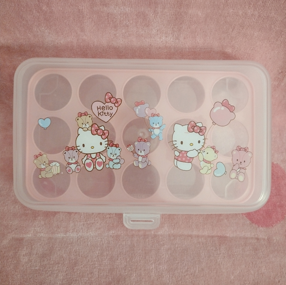 Hello Kitty Egg Storage Box - Picture 5 of 6